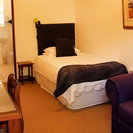 Fynbos Guest House Riversdale Esterno foto