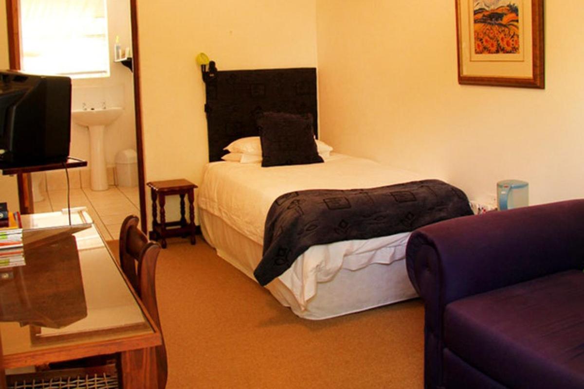 Fynbos Guest House Riversdale Esterno foto